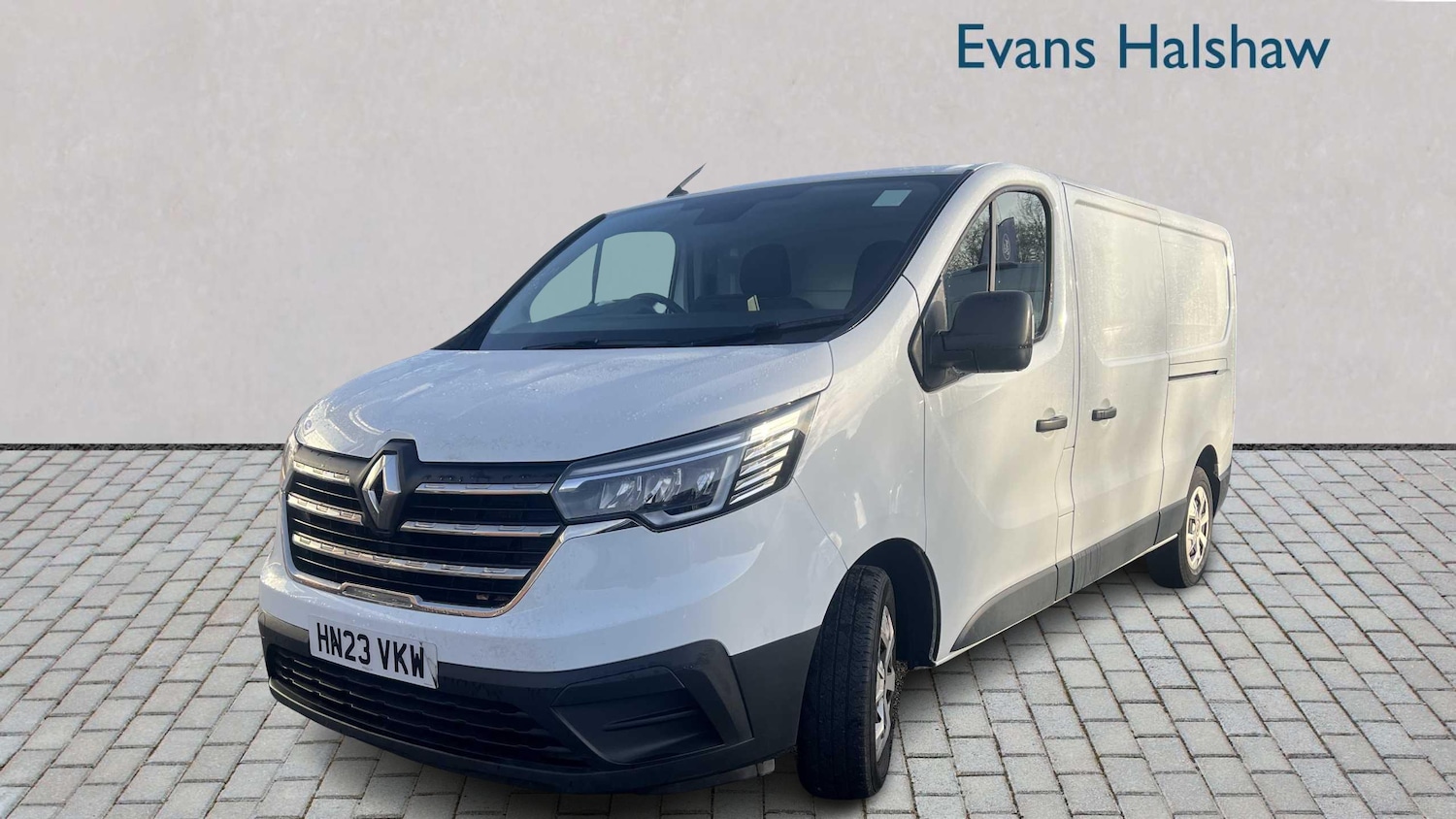 Used Renault Trafic 2023 for sale - 76718117: Photo 2