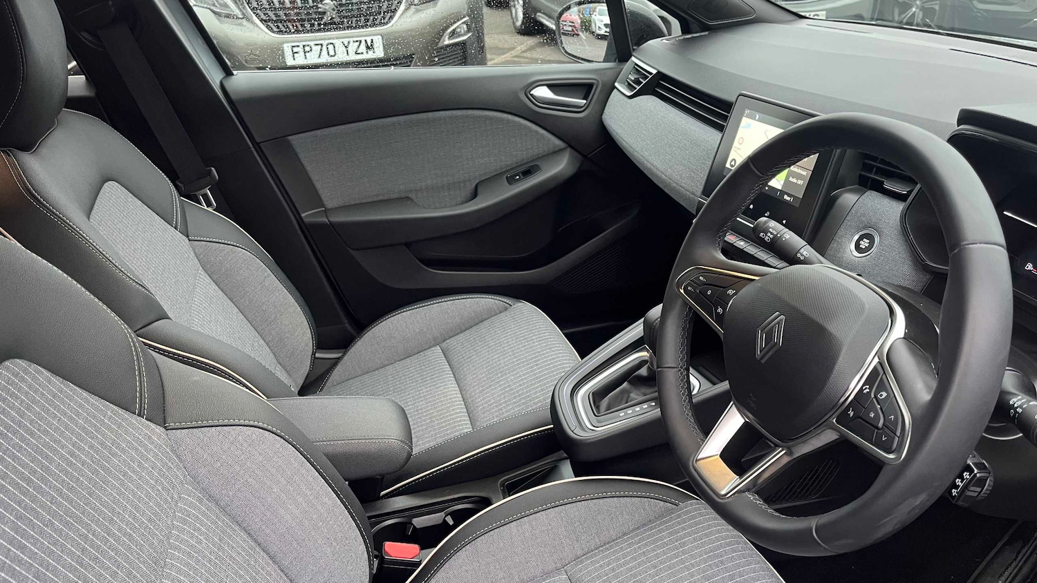 Used Renault Clio 2025 for sale - 77061120: Photo 15