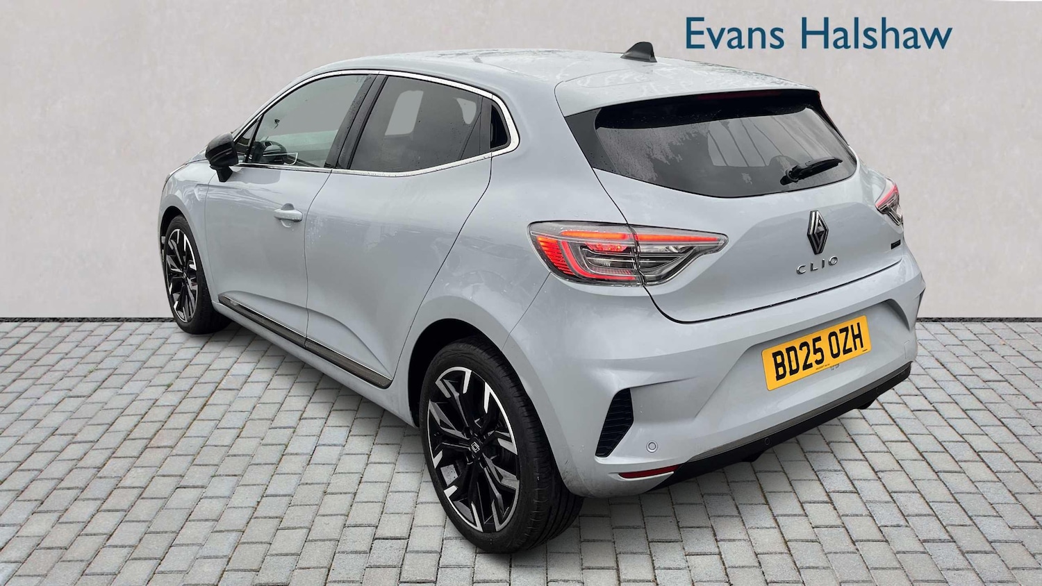 Used Renault Clio 2025 for sale - 77061120: Photo 5