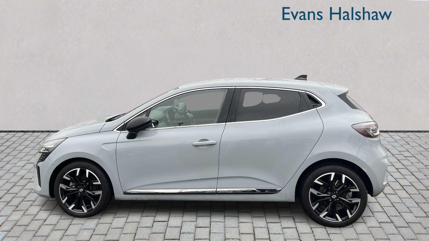 Used Renault Clio 2025 for sale - 77061120: Photo 6