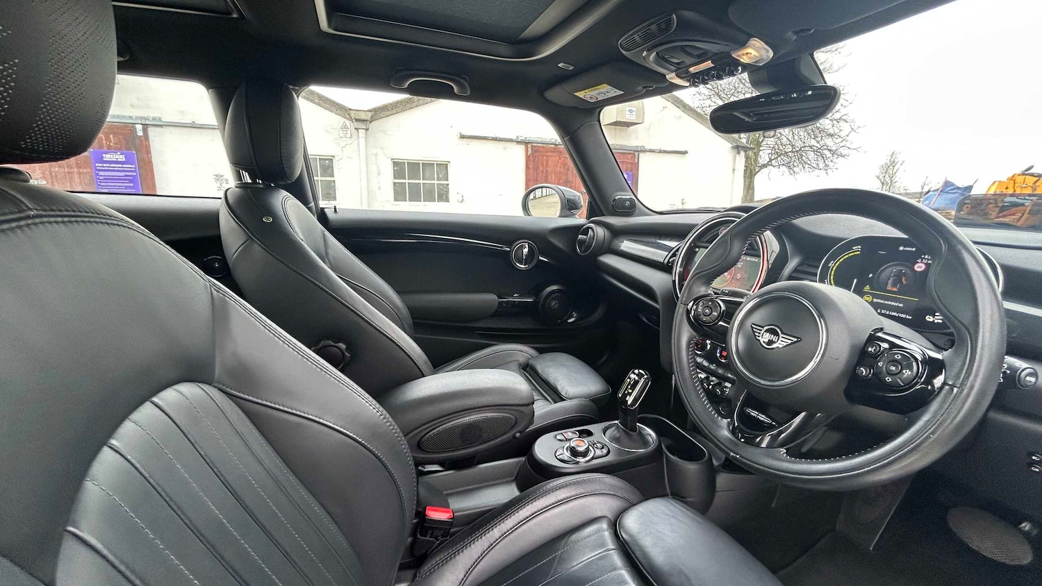 Used MINI Hatch 2020 for sale - 77995765: Photo 12