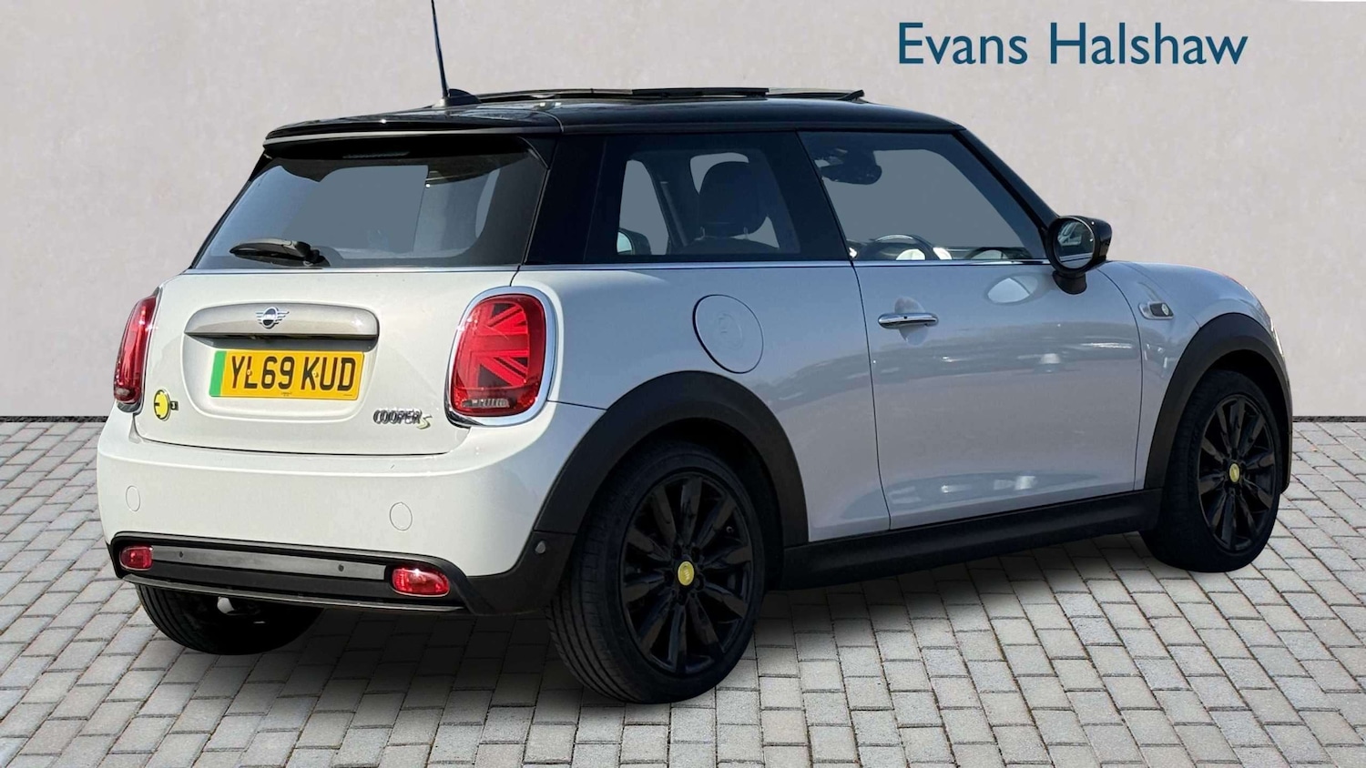 Used MINI Hatch 2020 for sale - 77995765: Photo 8