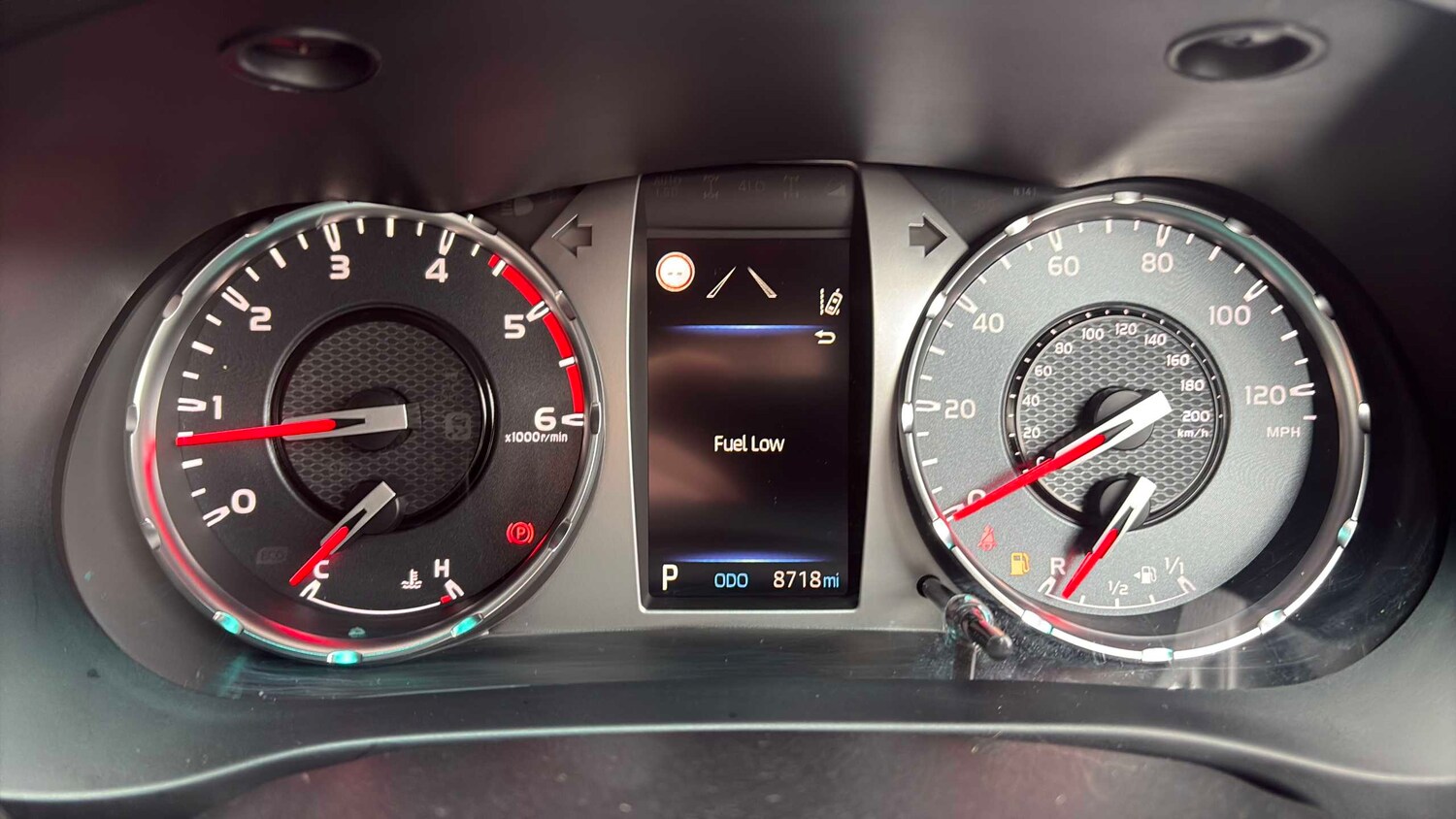 Used Toyota Hilux 2025 for sale - 77811051: Photo 10