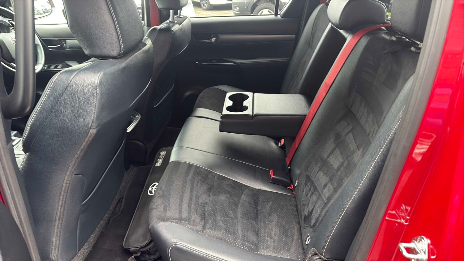 Used Toyota Hilux 2025 for sale - 77811051: Photo 14