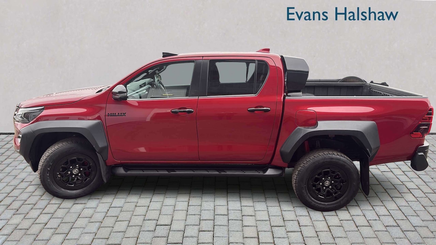 Used Toyota Hilux 2025 for sale - 77811051: Photo 3