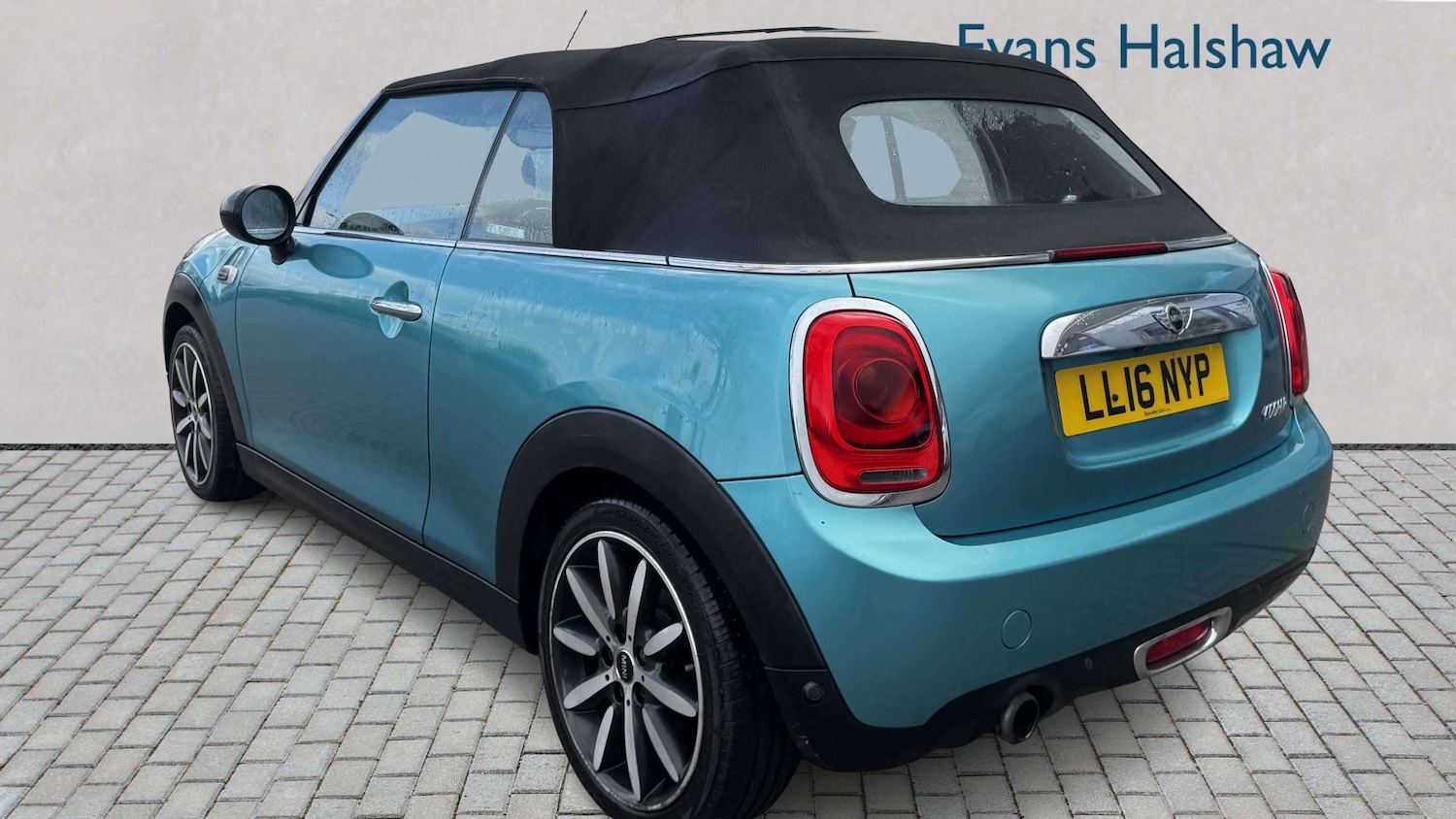 Used MINI Convertible 2016 for sale - 77726802: Photo 2