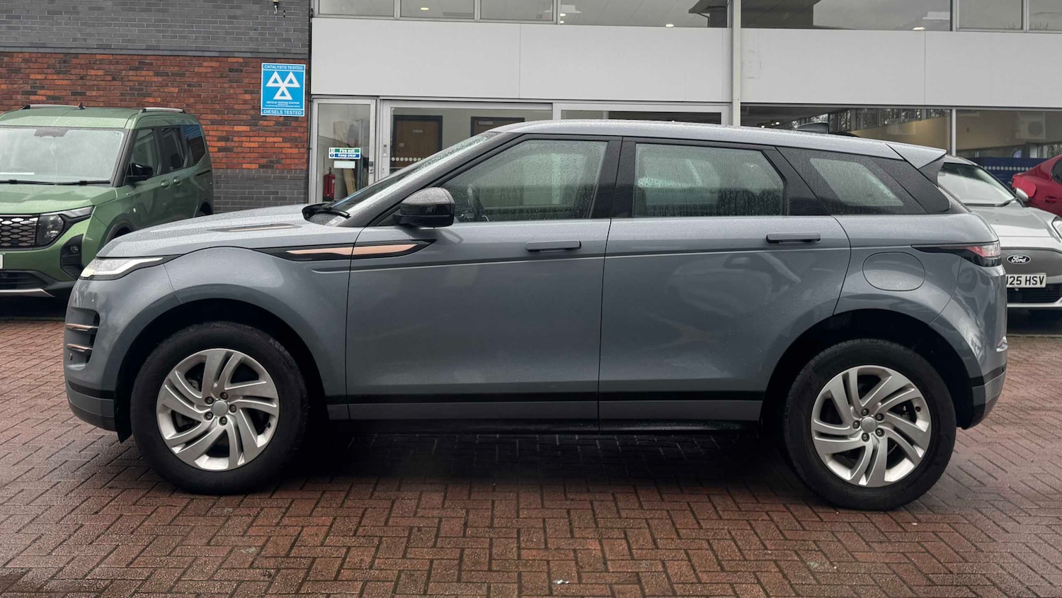 Used Land Rover Range Rover Evoque 2023 for sale - 77601252: Photo 4