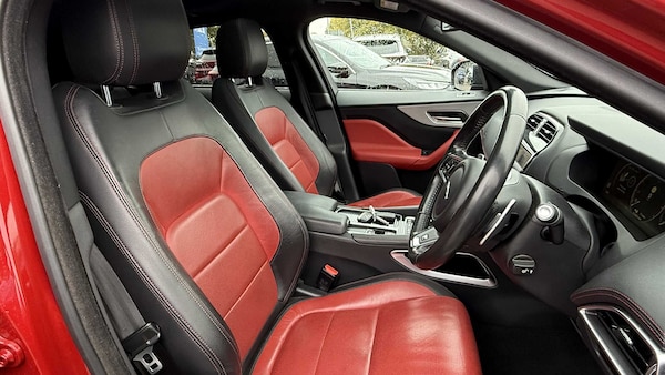 Used Jaguar F-Pace 2017 for sale - 76310789: Photo 16