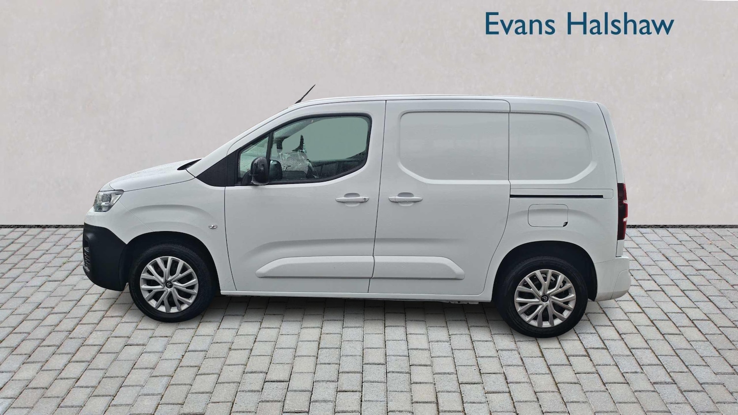 Used Citroen Berlingo 2023 for sale - 76218340: Photo 3