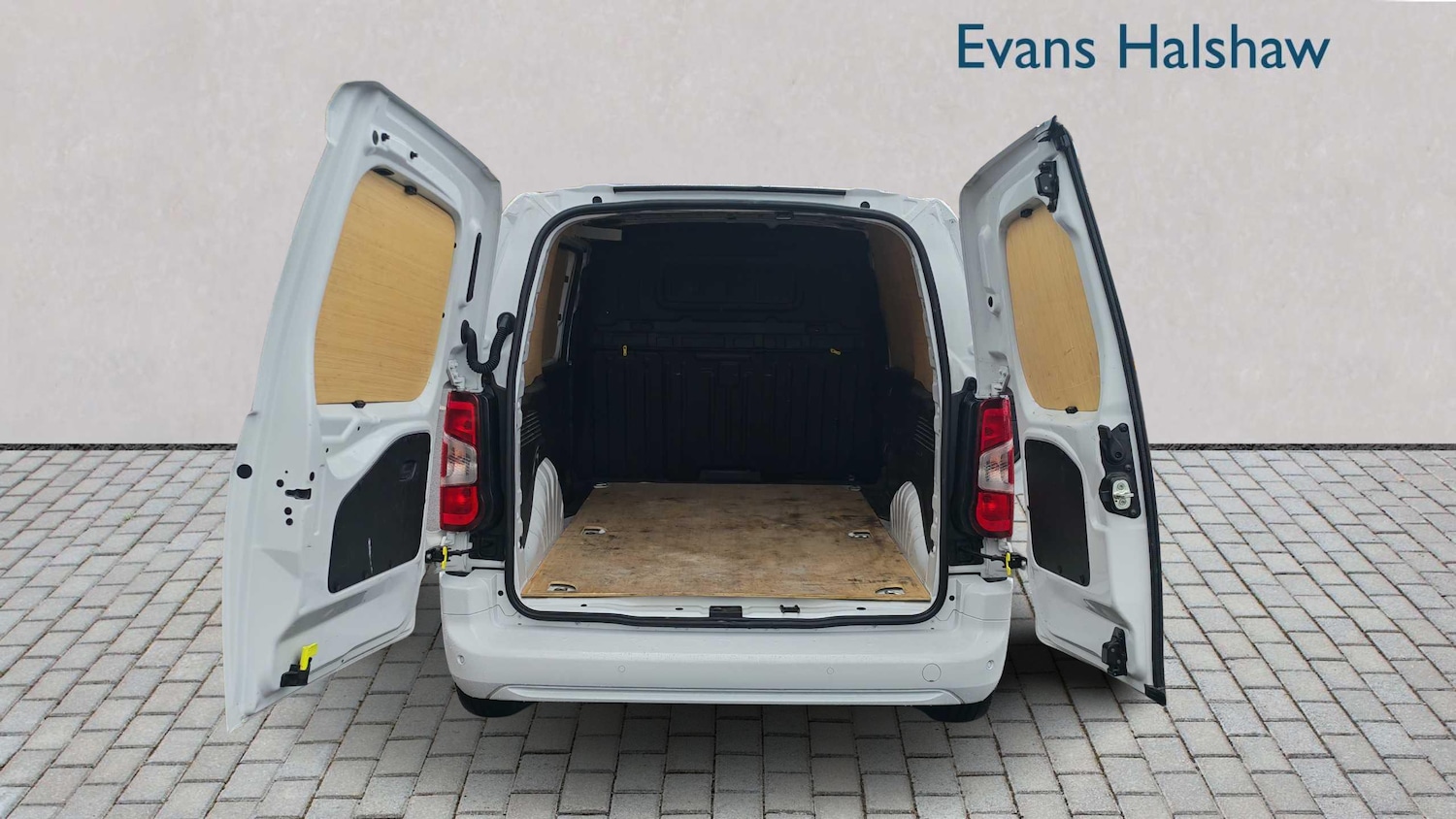 Used Citroen Berlingo 2023 for sale - 76218340: Photo 7