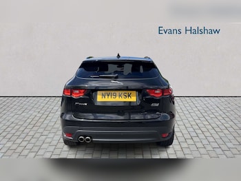 Used Jaguar F-Pace 2019 for sale - 78576976: Photo