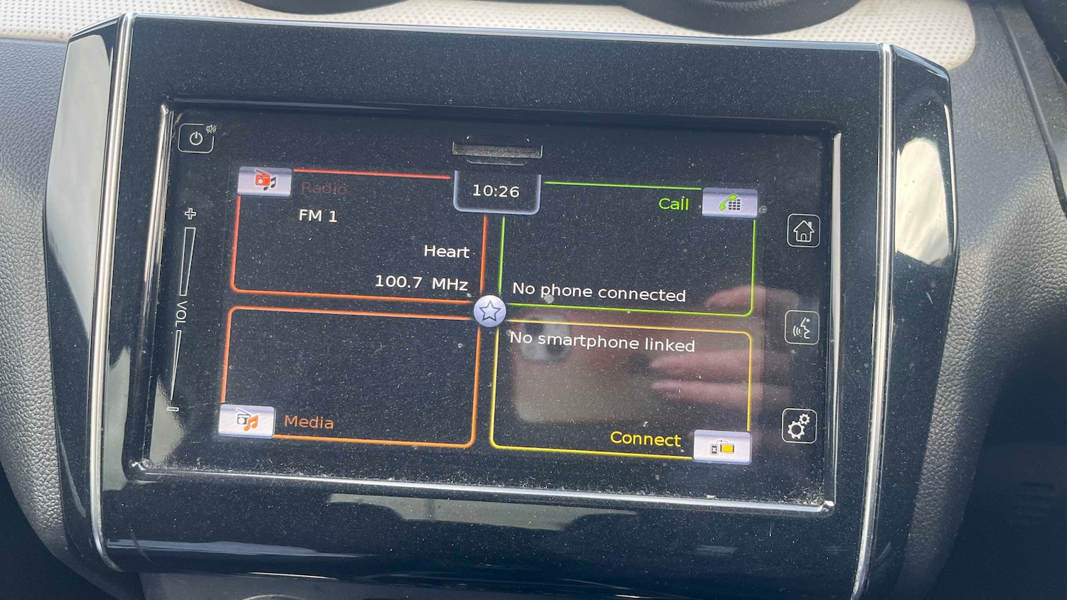 Used Suzuki Swift 2018 for sale - 78090114: Photo 10