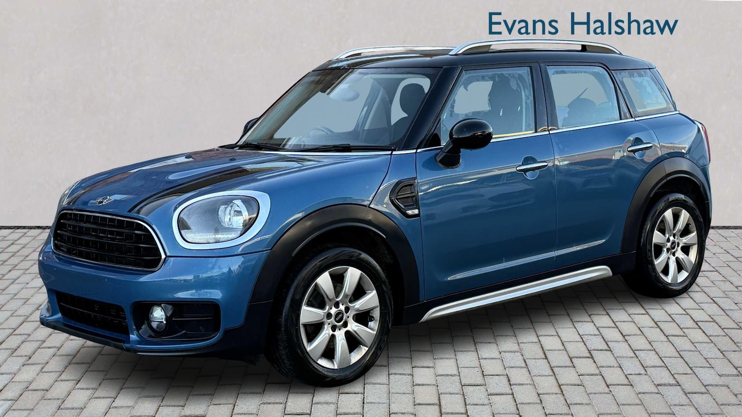 Used MINI Countryman 2017 for sale - 77093410: Photo 3