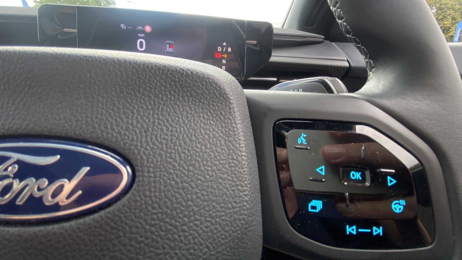 Used Ford Explorer 2024 for sale - 76125967: Photo 11