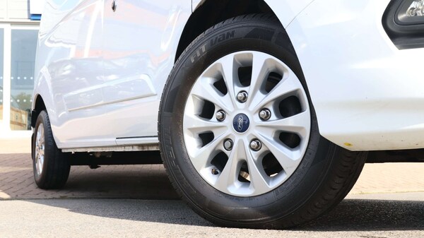 Used Ford Transit Custom 2023 for sale - 75317167: Photo 3