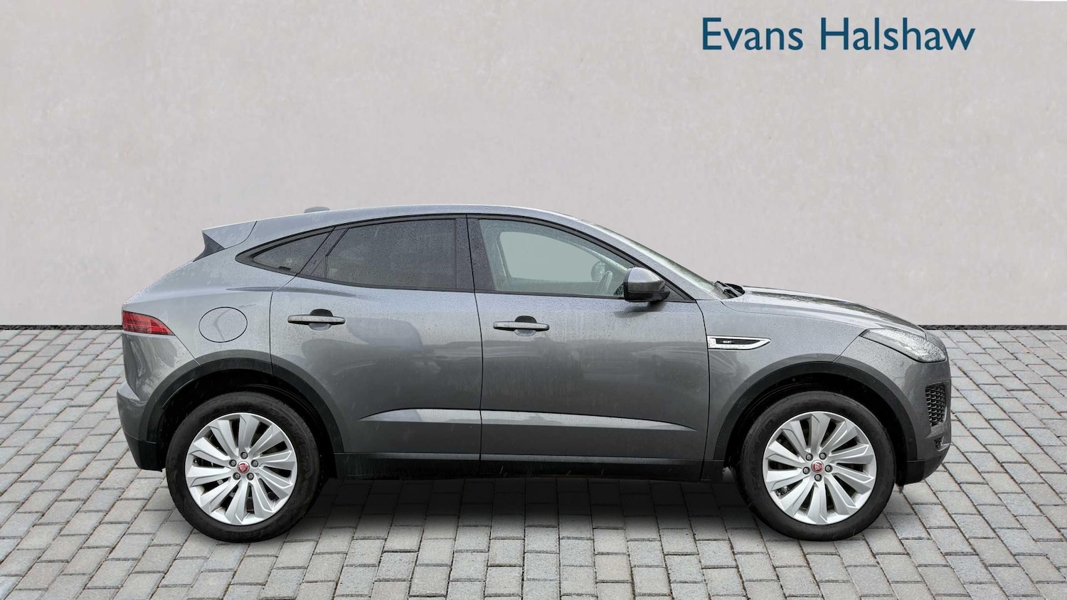 Used Jaguar E-Pace 2018 for sale - 76576019: Photo 8