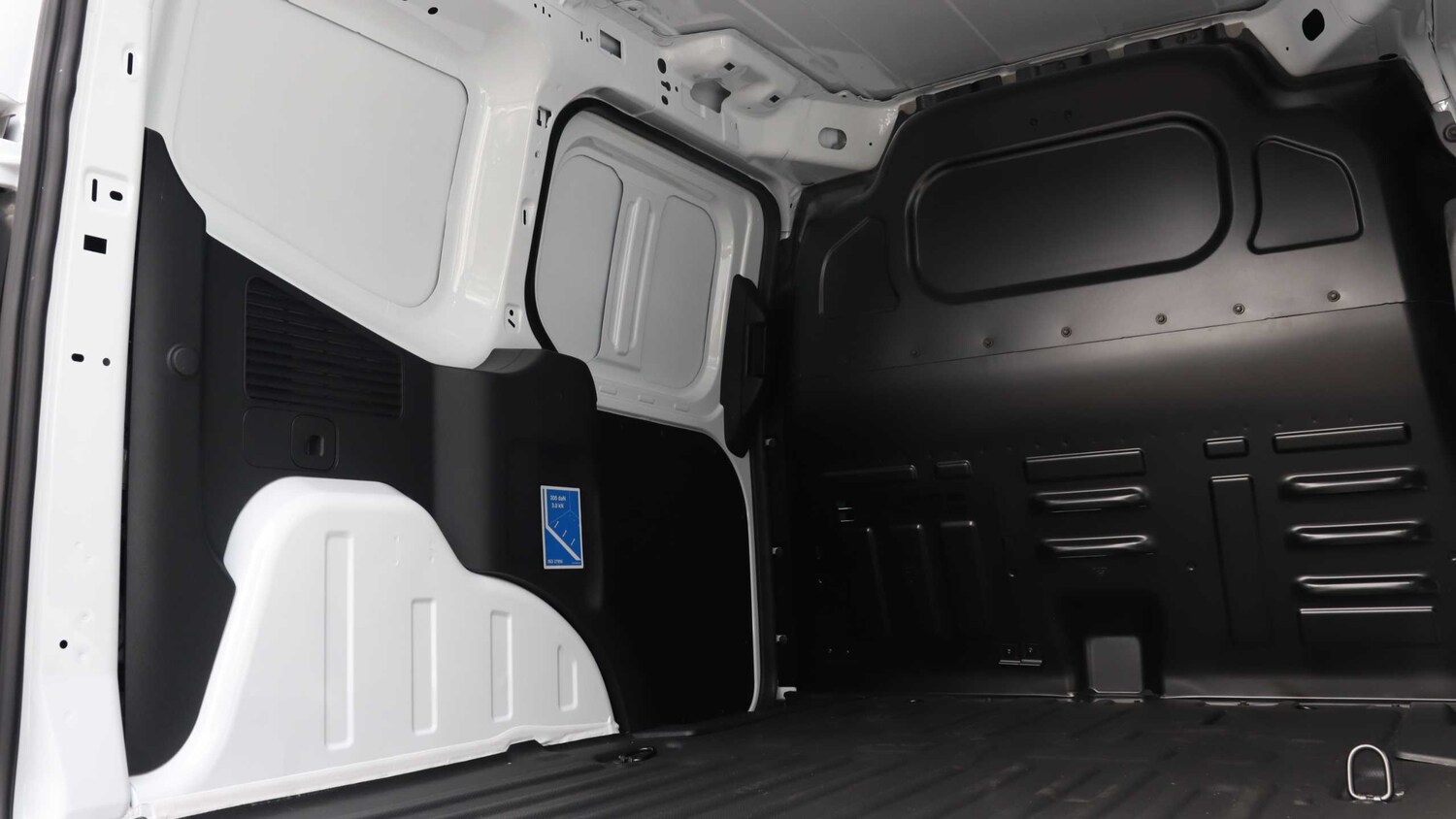 Used Ford E-Transit Courier for sale - 76218328: Photo 17