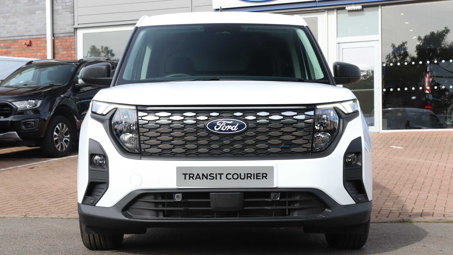 Used Ford E-Transit Courier for sale - 76218328: Photo 5