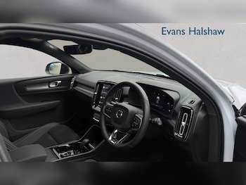 Used Volvo XC40 2024 for sale - 77711201: Photo