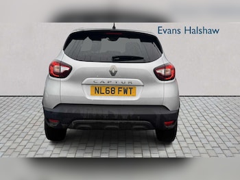 Used Renault Captur 2018 for sale - 77458484: Photo