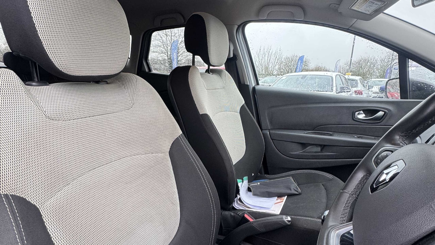 Used Renault Captur 2018 for sale - 77458484: Photo 9