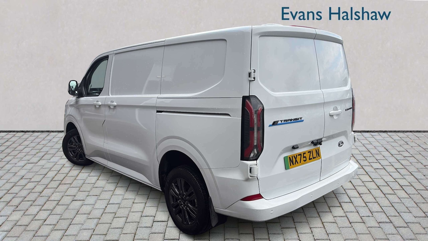 Used Ford Transit Custom 2025 for sale - 77674593: Photo 2