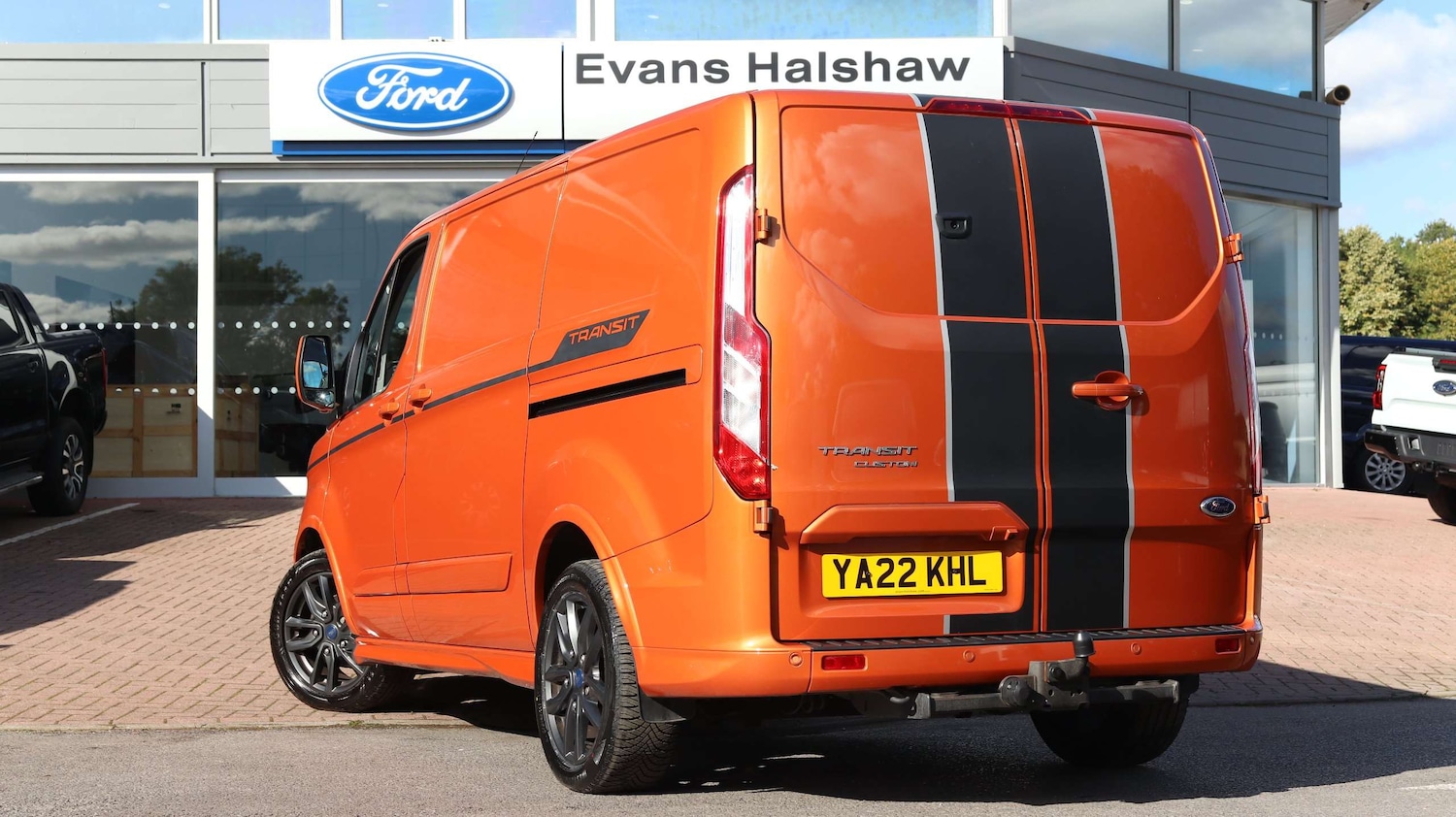 Used Ford Transit Custom 2022 for sale - 75785126: Photo 2