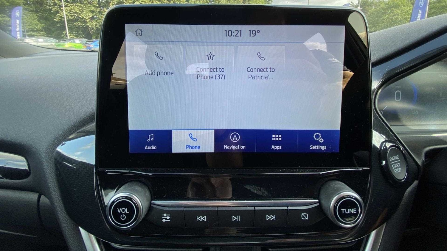 Vehicle 28