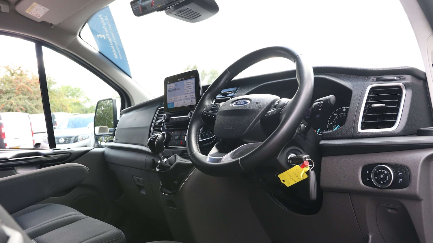 Used Ford Transit Custom 2023 for sale - 76789424: Photo 24