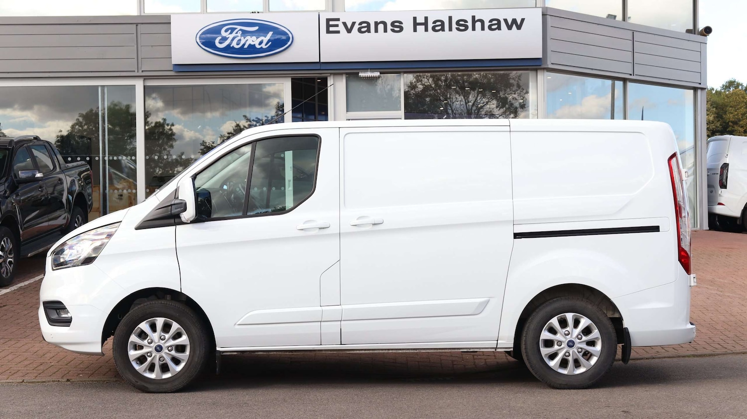 Used Ford Transit Custom 2023 for sale - 76789424: Photo 9
