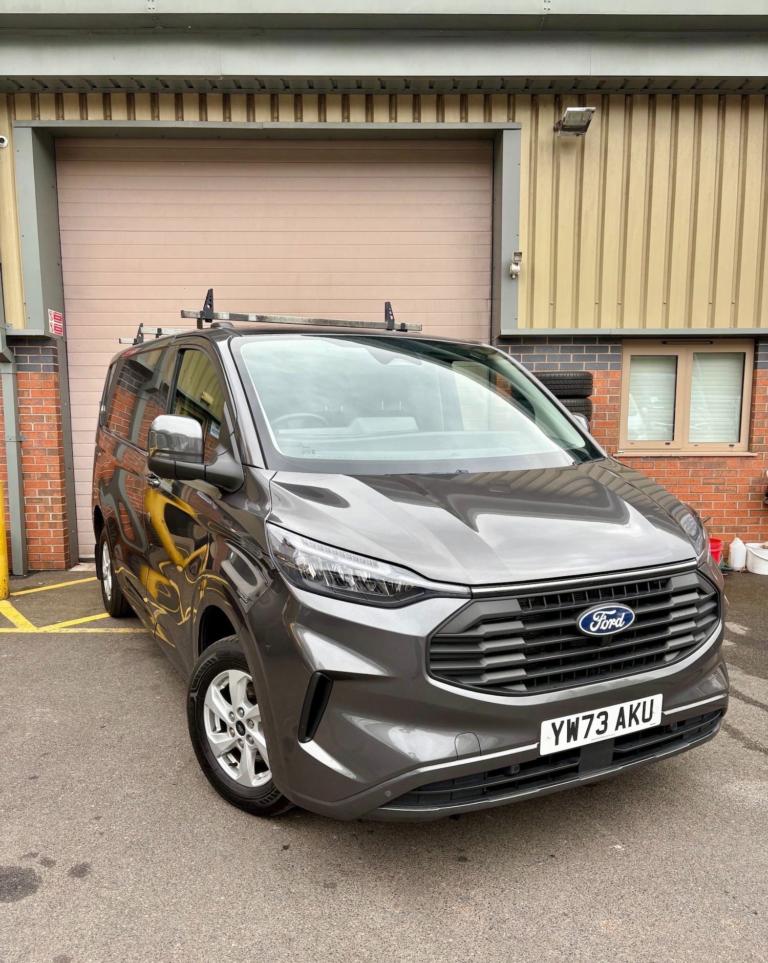 Used Ford Transit Custom 2024 for sale - 76289155: Photo 1