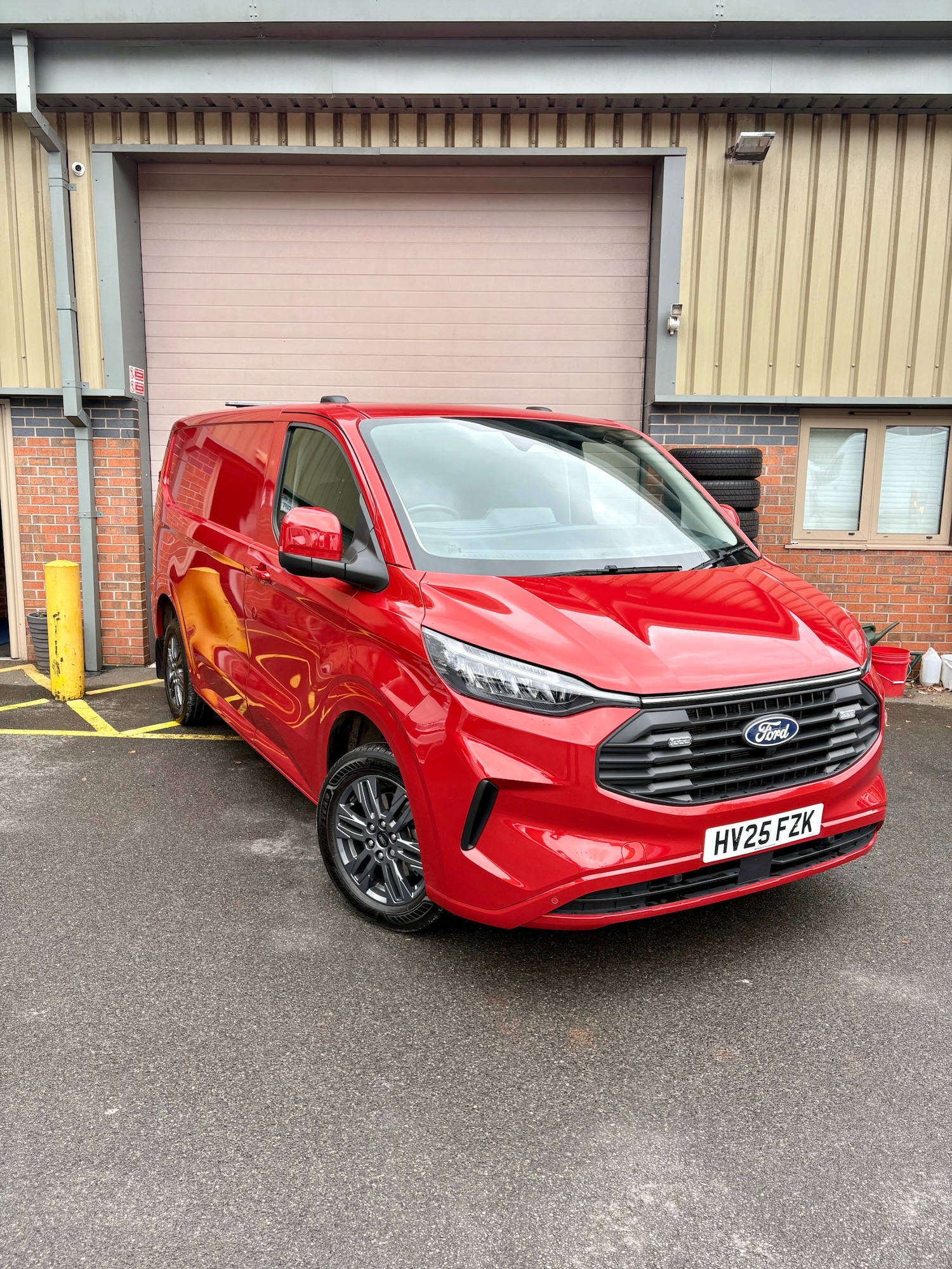 Used Ford Transit Custom 2025 for sale - 76128038: Photo 1