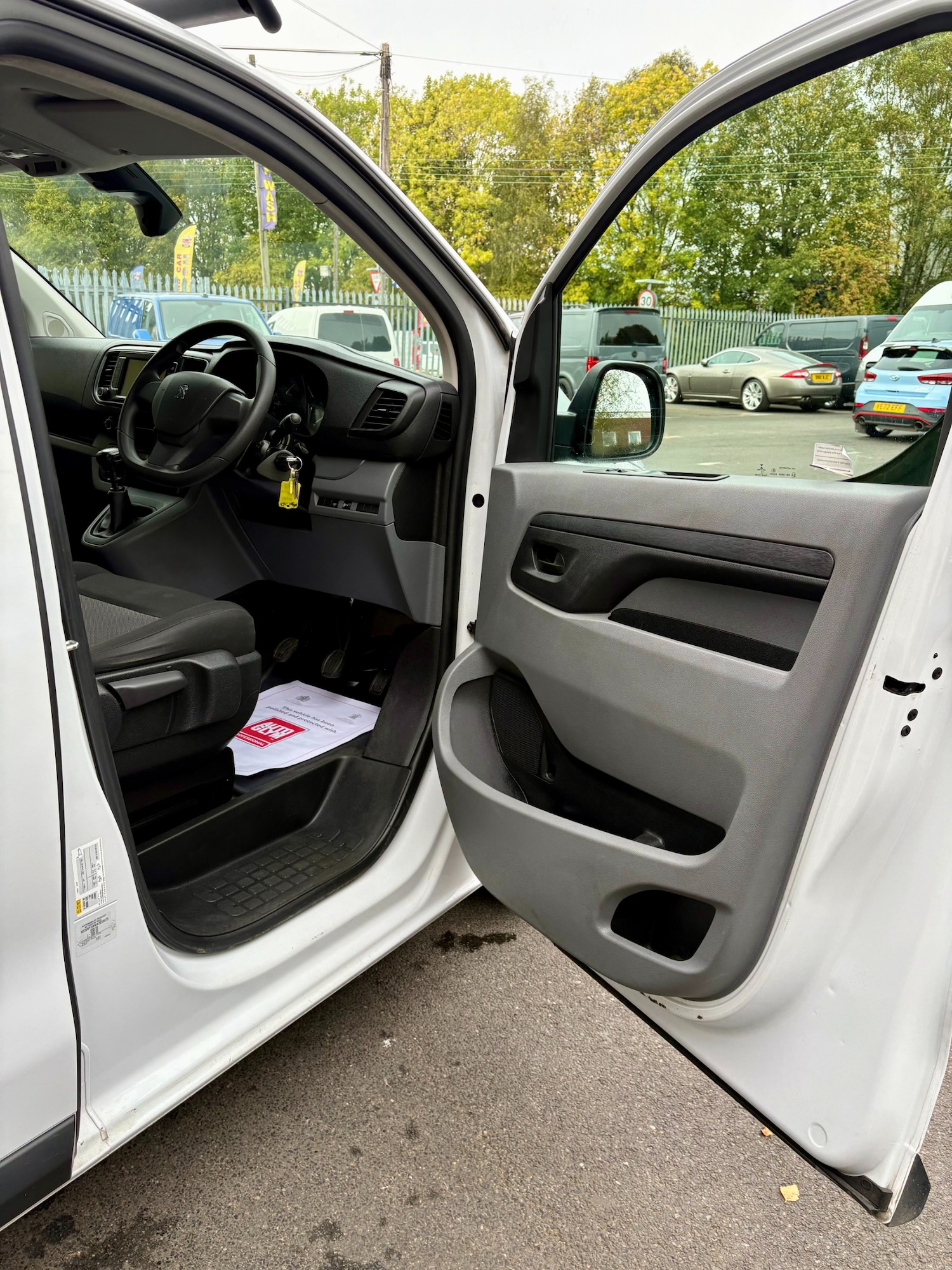 Used Peugeot Expert 2022 for sale - 76103967: Photo 15