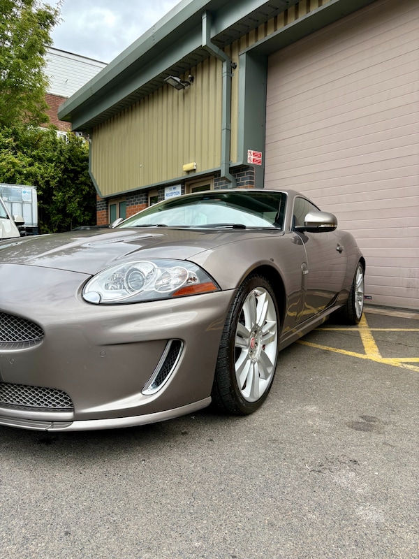 Used Jaguar XKR 2011 for sale - 75443559: Photo 30