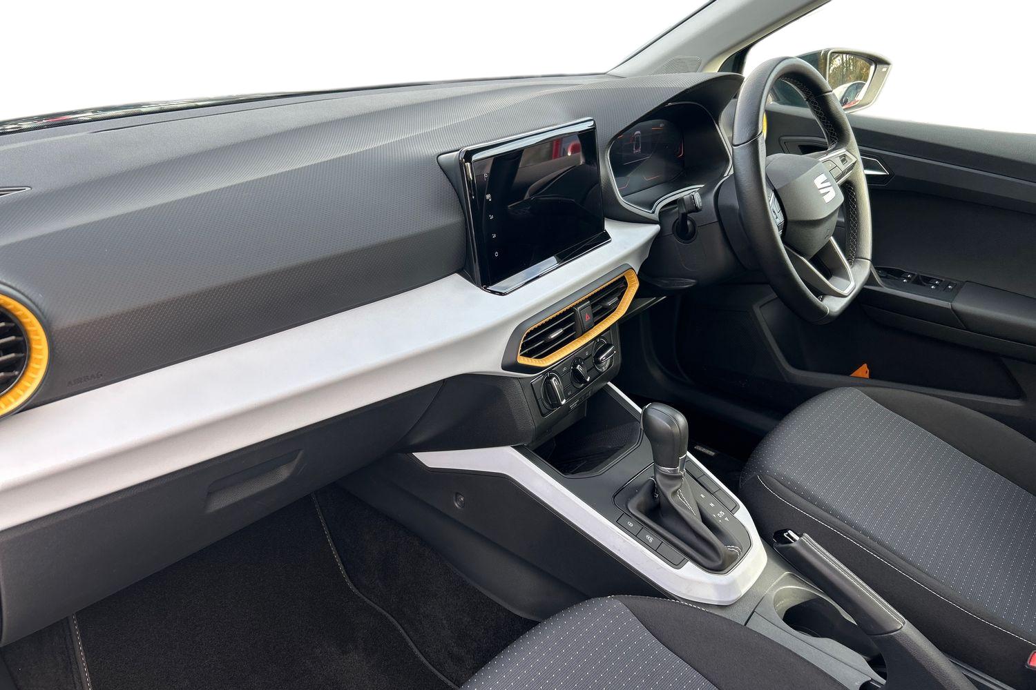 Used SEAT Arona 2025 for sale - 76680259: Photo 2