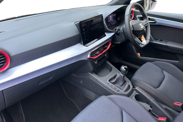 Used SEAT Ibiza 2025 for sale - 76316338: Photo 2