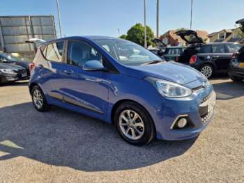 2016 (16) - 1.0 Premium 5dr