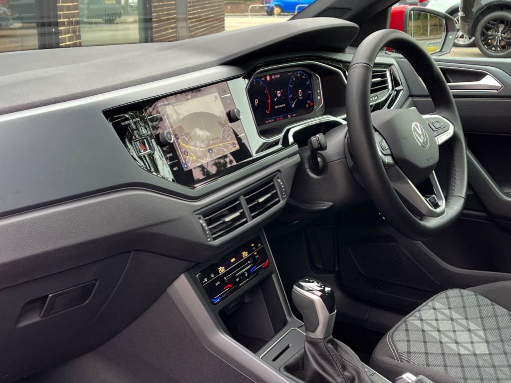 Used Volkswagen Polo 2024 for sale - 76734623: Photo 5