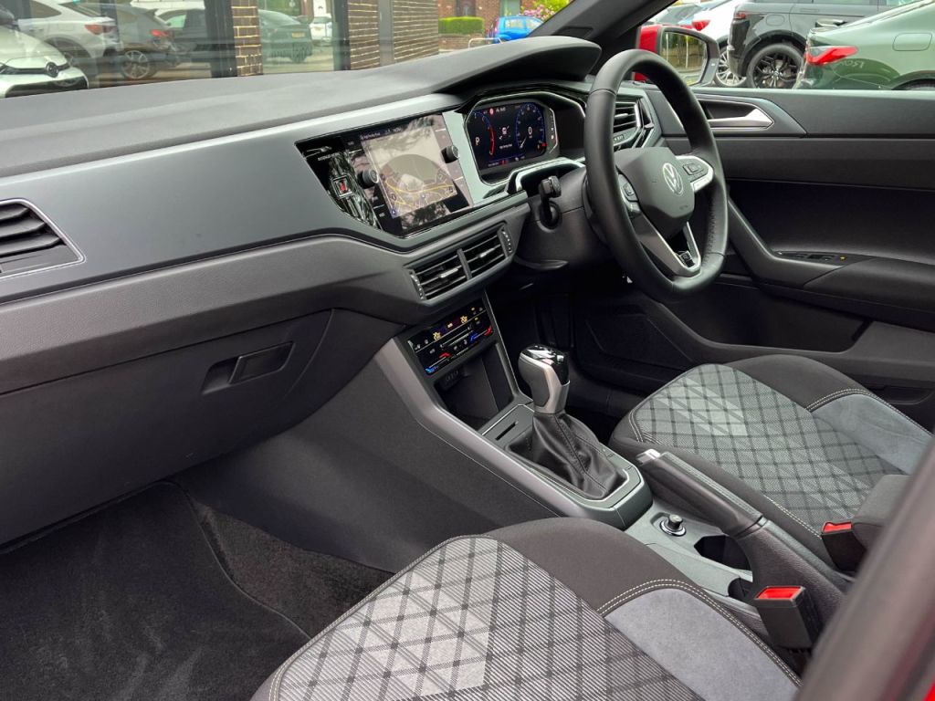 Used Volkswagen Polo 2024 for sale - 76734623: Photo 6