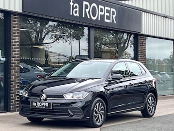 Used Volkswagen Polo 2024 for sale - 76734624: Photo