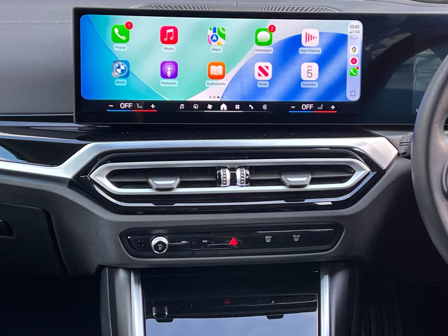 Used BMW i4 2024 for sale - 76834711: Photo 12