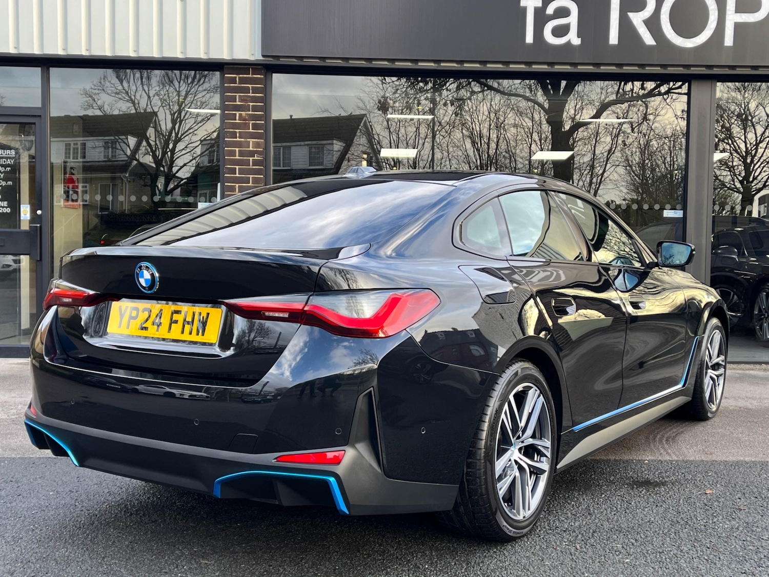 Used BMW i4 2024 for sale - 76834711: Photo 31