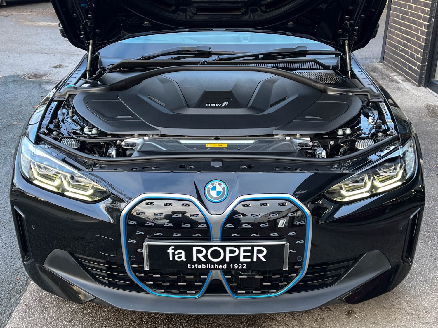 Used BMW i4 2024 for sale - 76834711: Photo 32