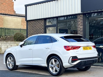 Used Audi Q3 2022 for sale - 77324010: Photo