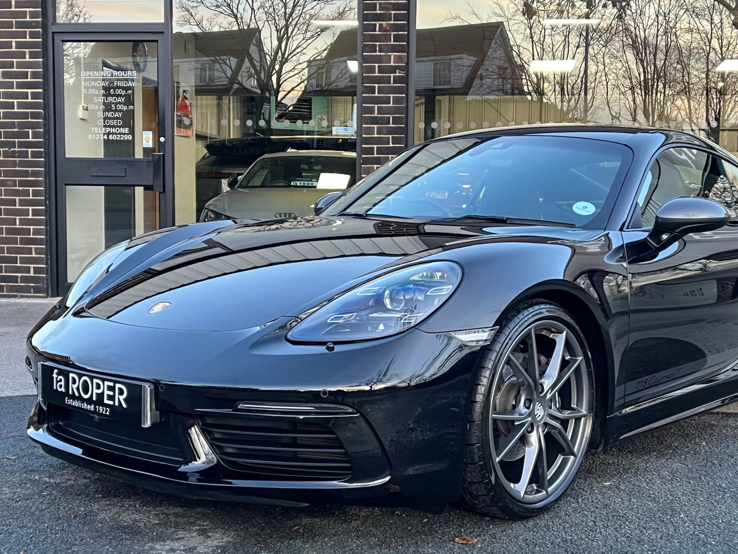 Used Porsche 718 Cayman 2019 for sale - 76794707: Photo 23