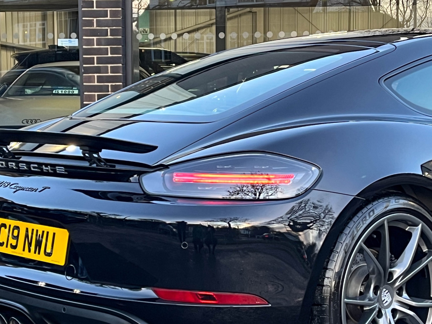 Used Porsche 718 Cayman 2019 for sale - 76794707: Photo 27