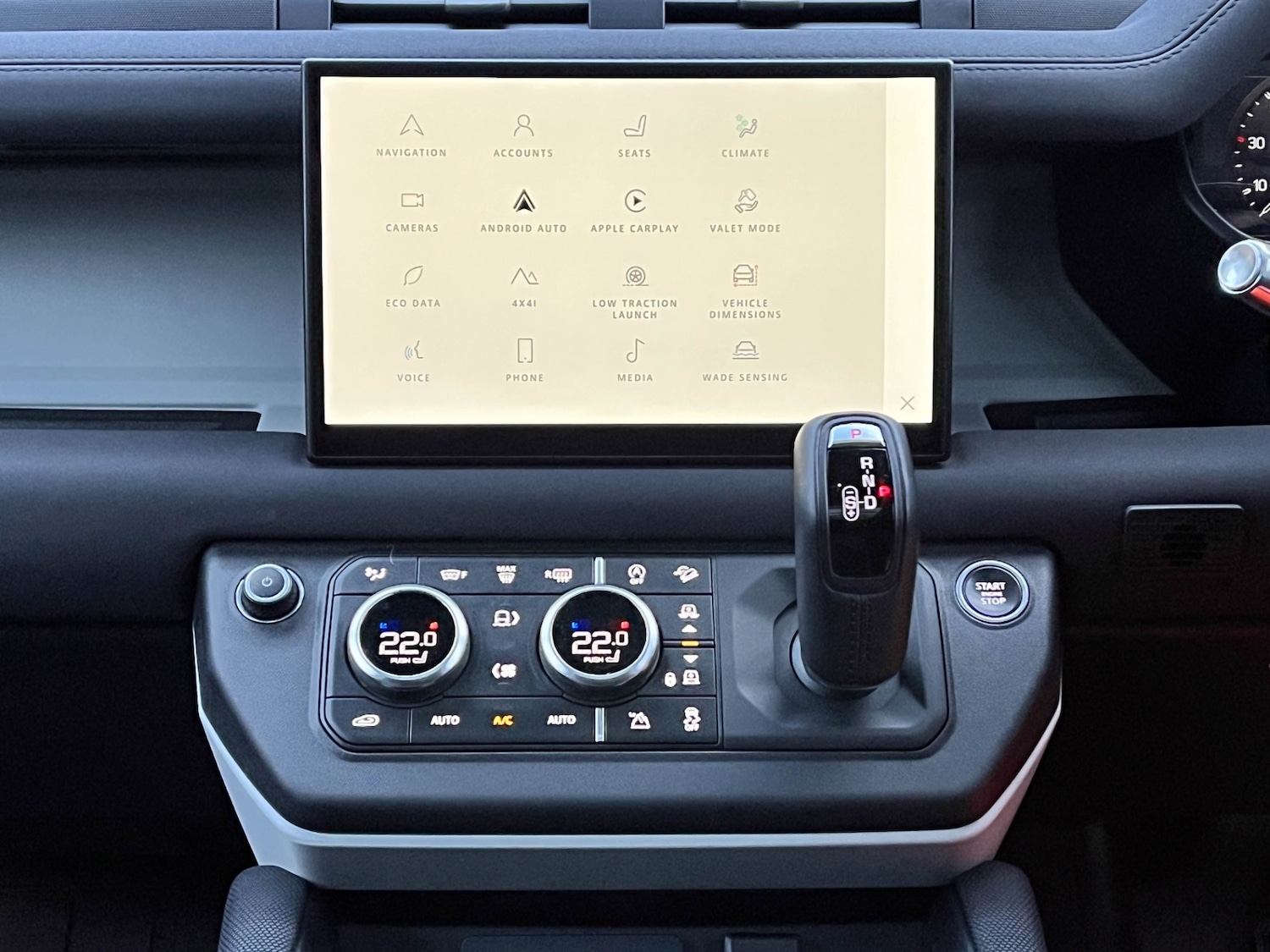 Used Land Rover Defender 2022 for sale - 77354598: Photo 12