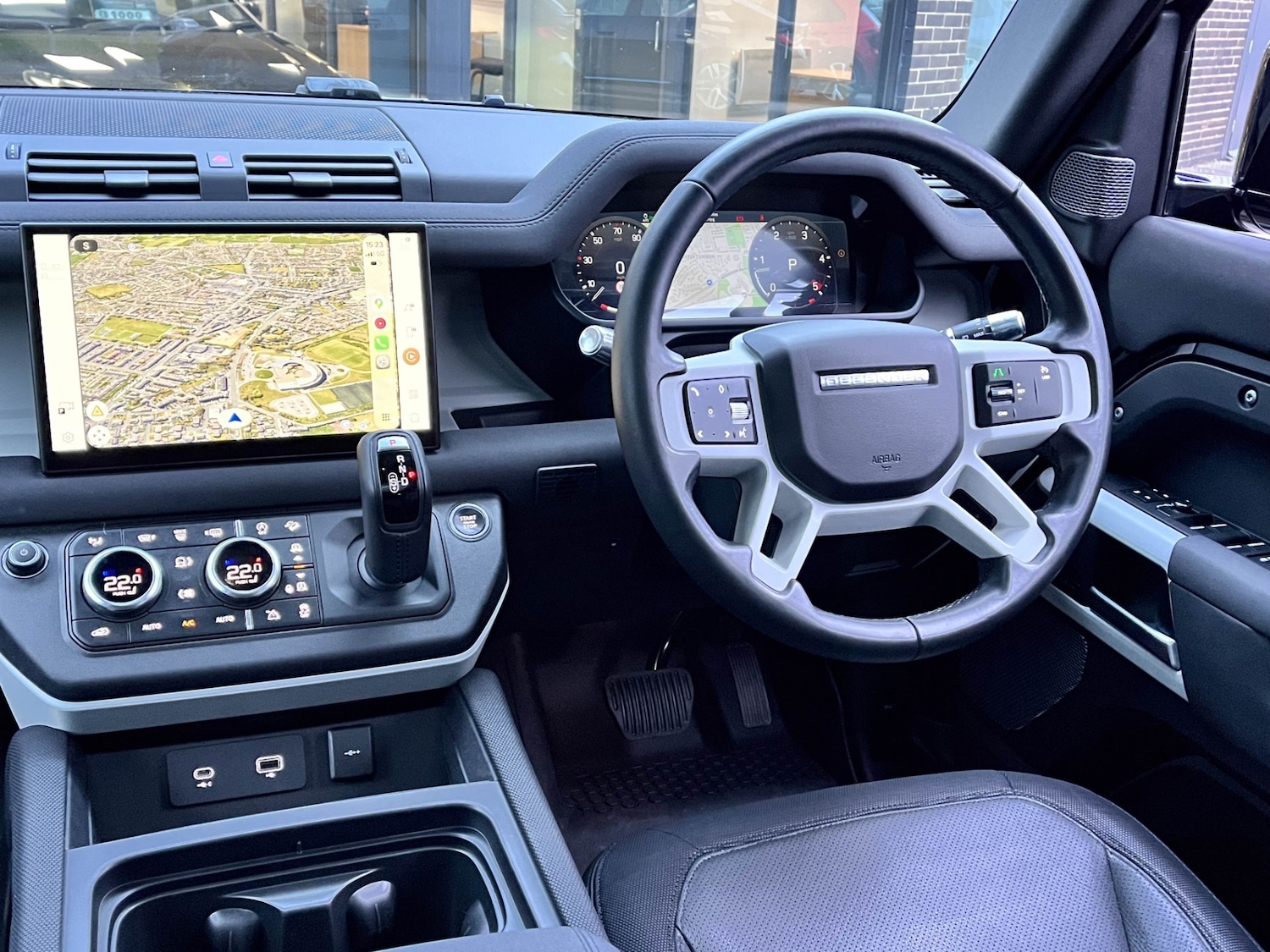 Used Land Rover Defender 2022 for sale - 77354598: Photo 15