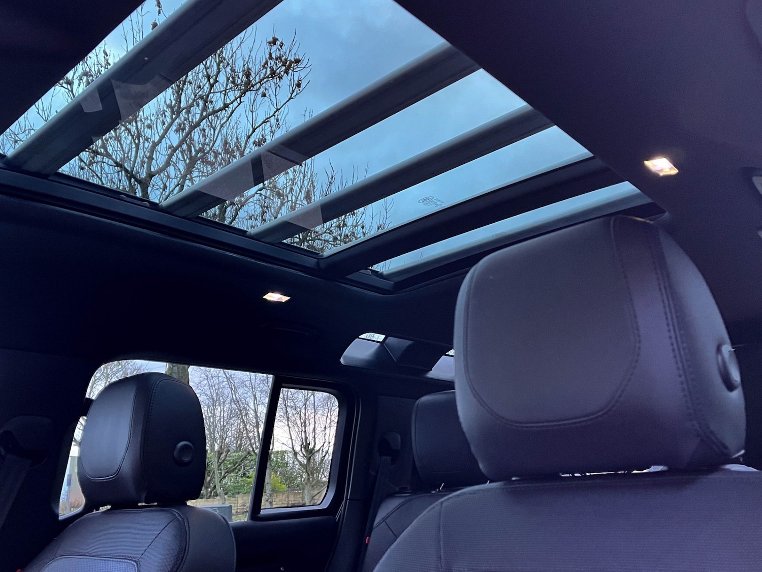 Used Land Rover Defender 2022 for sale - 77354598: Photo 16