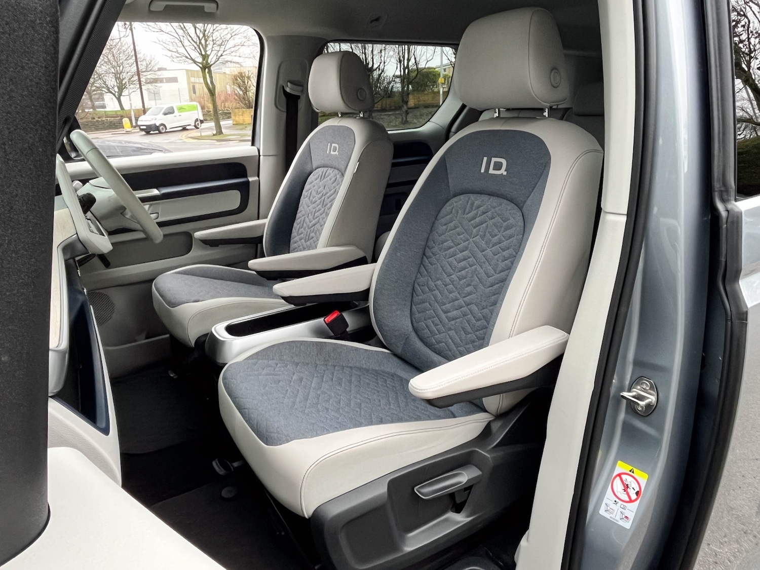 Used Volkswagen ID.3 2023 for sale - 77519217: Photo 8